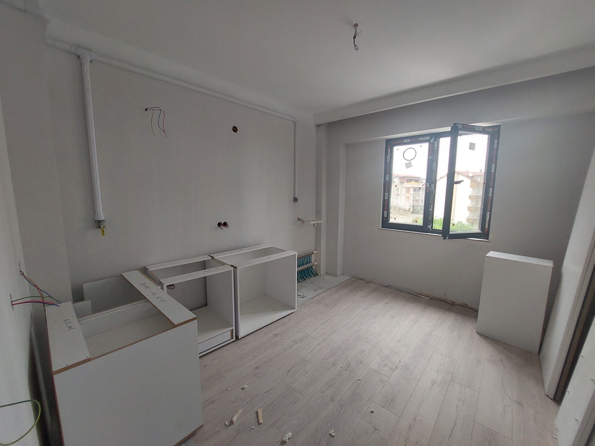 BUCAK MAHALLESİ NEFES PARK SİTESİNDE SATILIK LÜKS 3+1 DAİRE